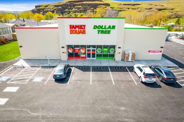 Family Dollar/Dollar Tree: 389 SW Birch St, Pilot Rock, OR 97868